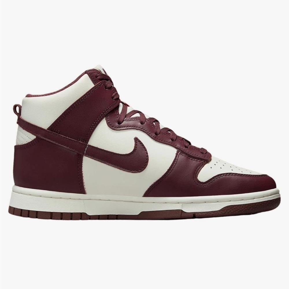 Nike Womens Dunk High in Burgundy